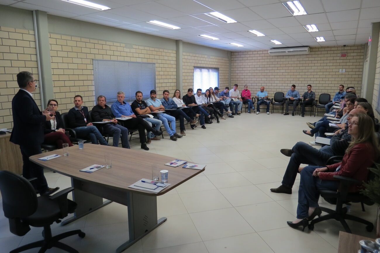 Reunião com fornecedores em Criciúma/SC