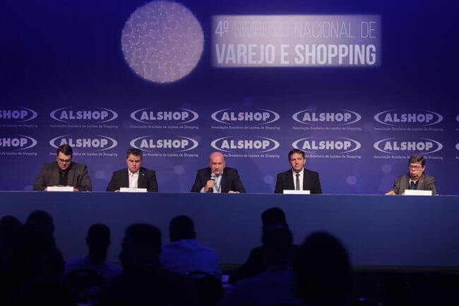 Entidade prevê aumento de 12,13% no número de lojas em shoppings em 2019